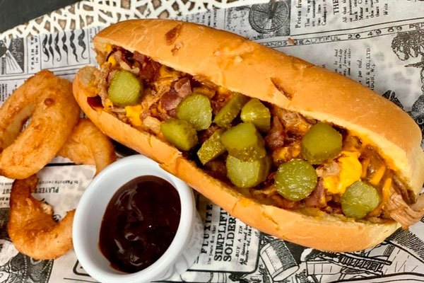 Restaurante El Patio | Restaurante en Las Rozas | "Perrito" de pan brioche pulled pork de secreto ibérico