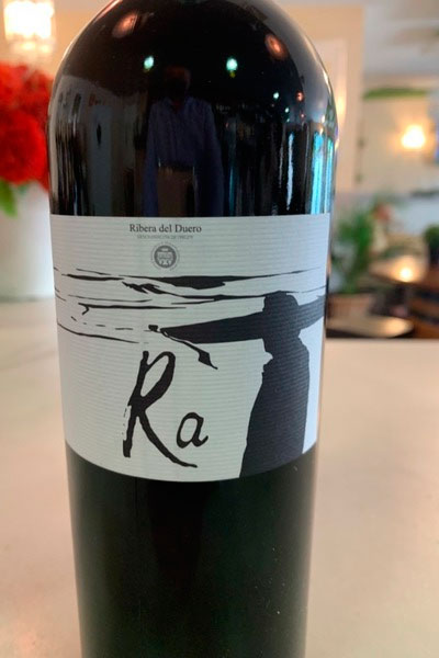 Restaurante El Patio | Restaurante en Las Rozas | Vino Ra Roble 9 meses